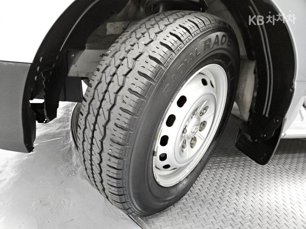 (91M0565)Hyundai The New Grand Starex Van 5 Passenger Style - 9