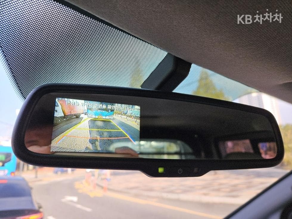 (91M0565)Hyundai The New Grand Starex Van 5 Passenger Style - 17