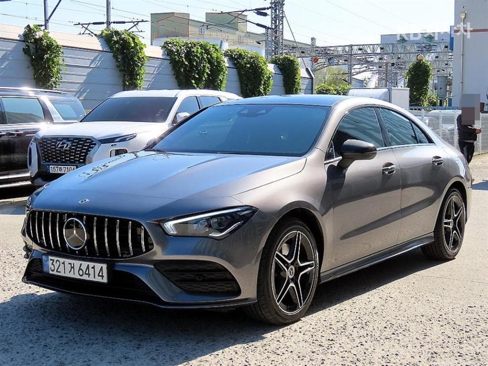 Mercedes-Benz CLA-Class (C118) CLA 250 4MATIC - Image 1