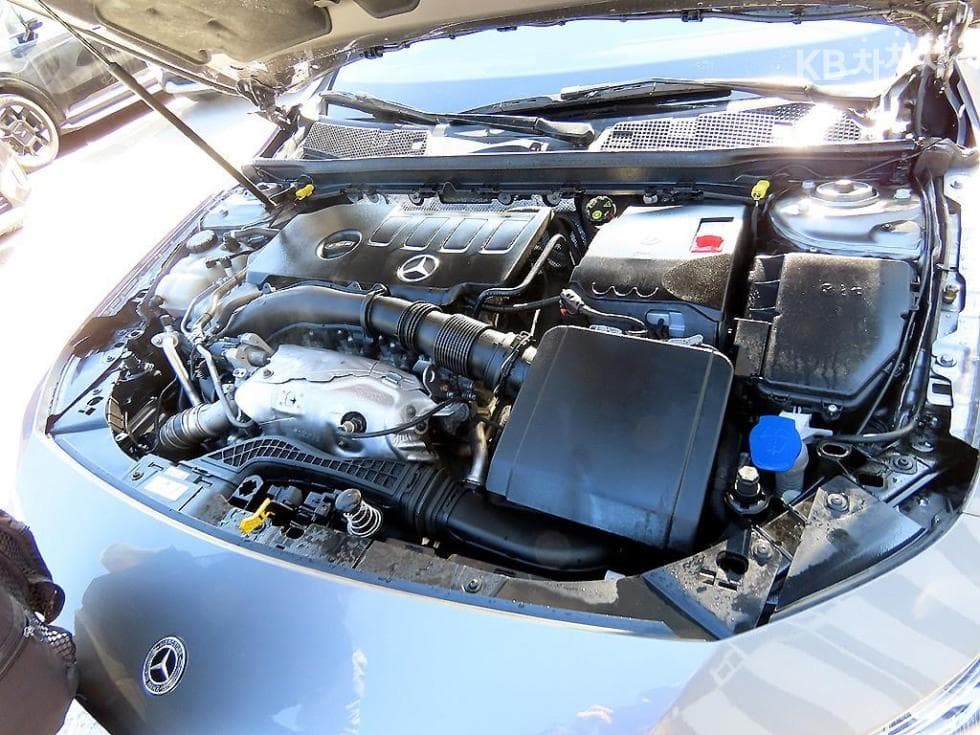 (321ger6414)Mercedes-Benz CLA-Class(C118)CLA 250 4MATIC - 18