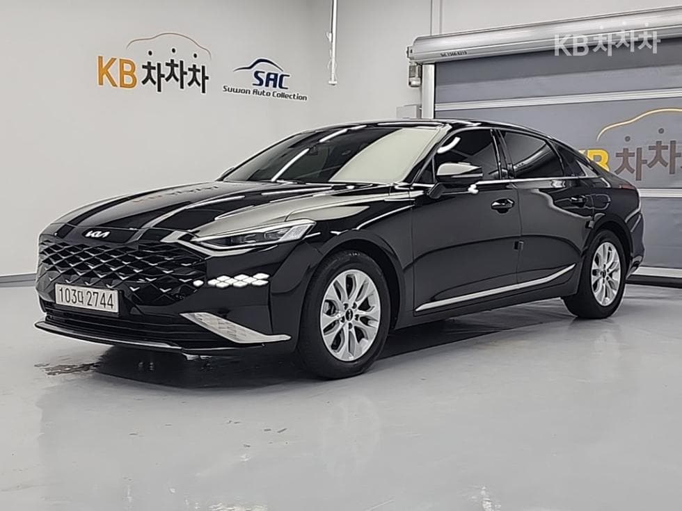 Kia K8 2.5 Gasoline Noblesse Lite - Image 1