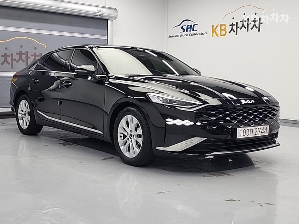 Kia K8 2.5 Gasoline Noblesse Lite - Image 4