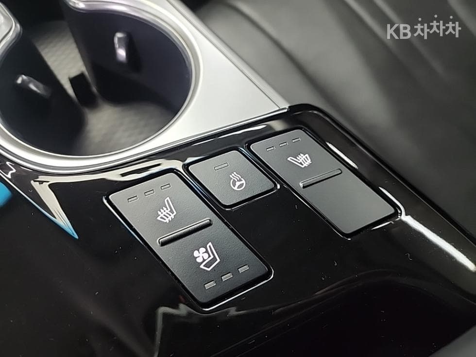 (103da2744)Kia K82.5 Gasoline Noblesse Lite - 19