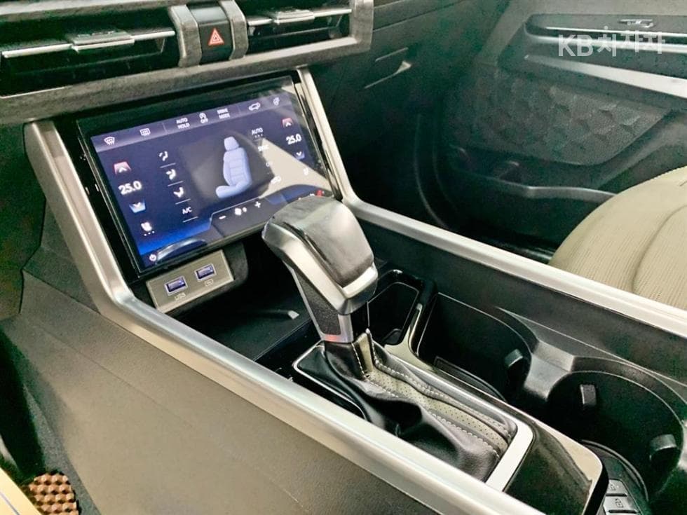 (1129023)KG Mobility Torres (J100)1.5 GDI Turbo T7 - 9