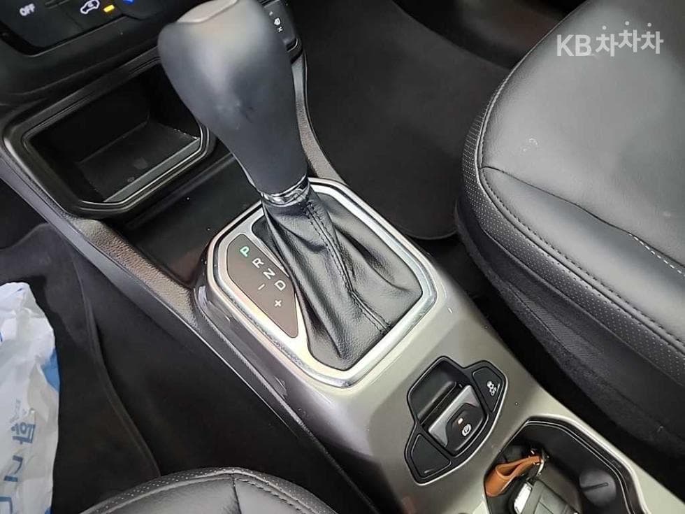 (257Part 7446)Jeep Renegade2.4 Limited FWD - 8