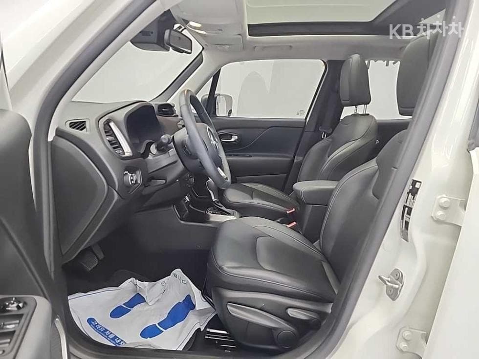 (257Part 7446)Jeep Renegade2.4 Limited FWD - 11