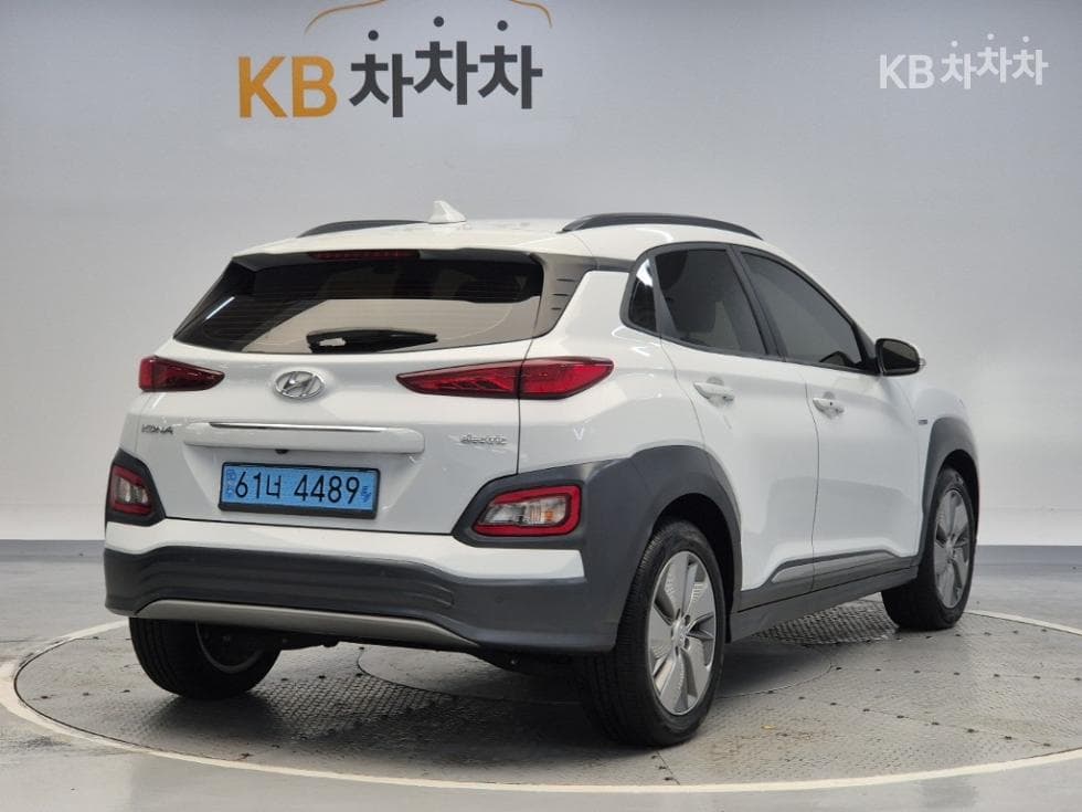 Hyundai Kona Electric Modern - Image 3
