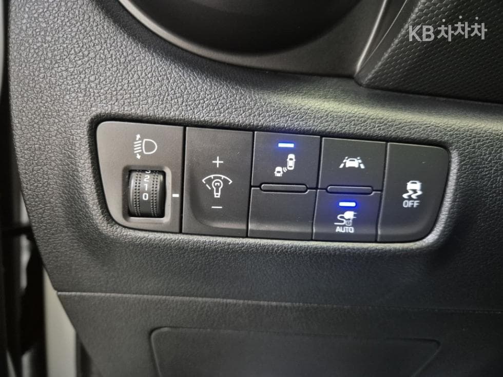 (61N4489)Hyundai Kona ElectricModern - 17
