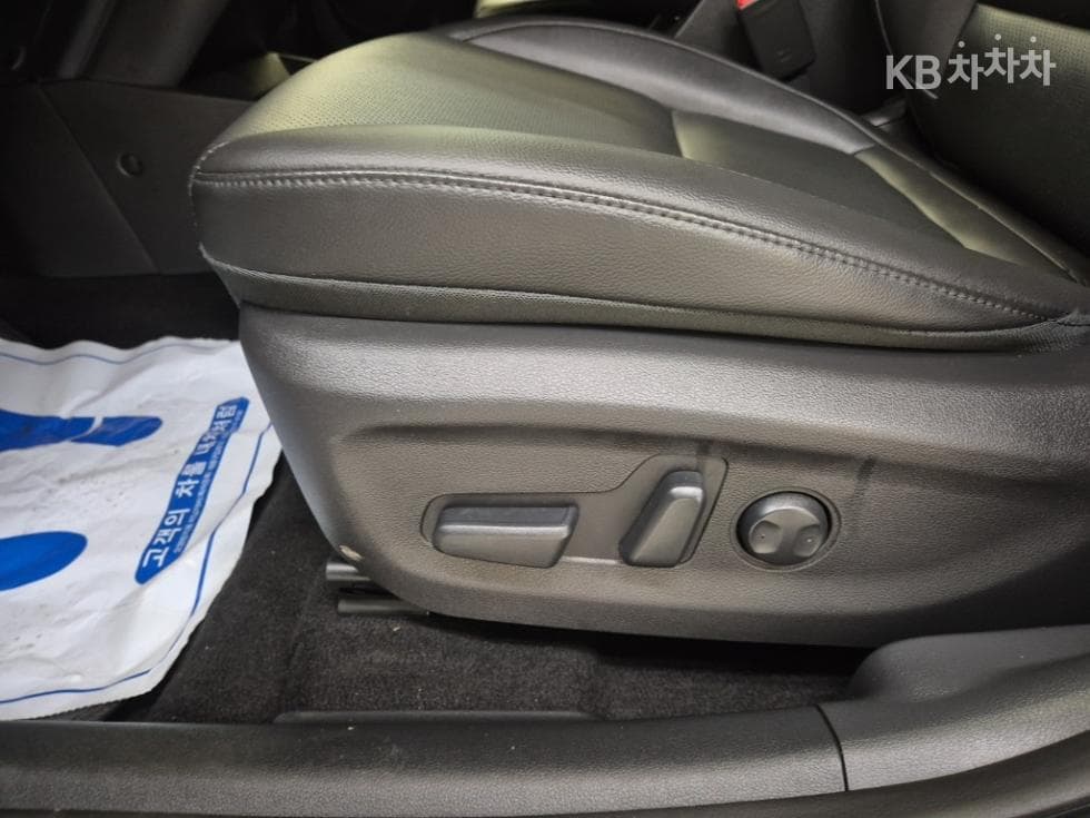 (61N4489)Hyundai Kona ElectricModern - 18