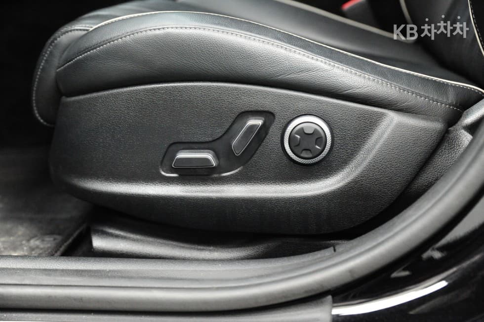 (236L7826)Genesis G80(RG3)2.5 T-GDi AWD - 13