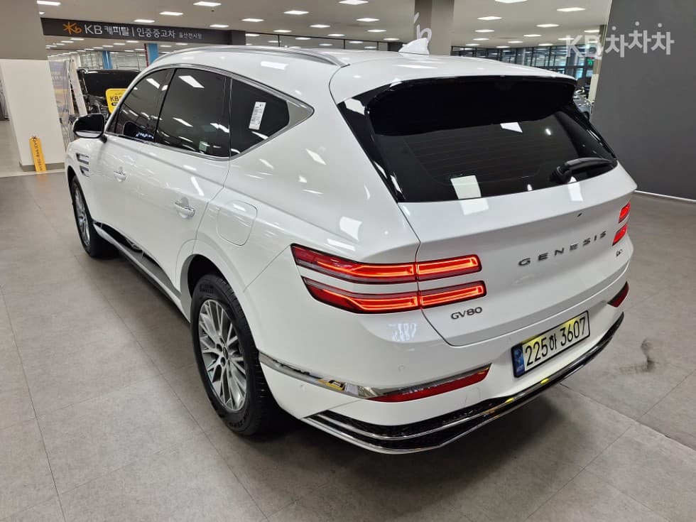 (225h3607)genesis gv802.5 turbo gasoline awd - 7