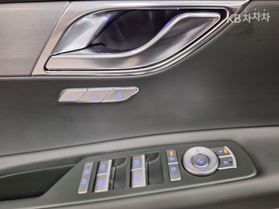 (225h3607)genesis gv802.5 turbo gasoline awd - 10