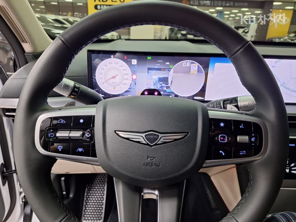 (225h3607)genesis gv802.5 turbo gasoline awd - 15