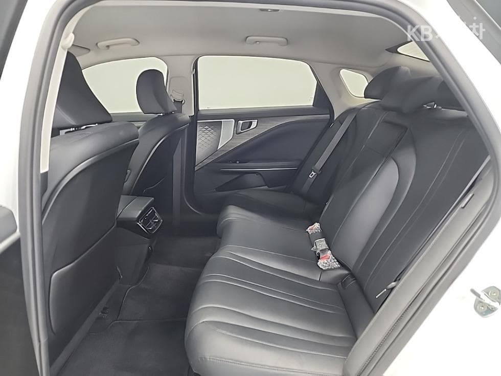 (360du7056)Kia K8 Hybrid 1.6 Turbo Noblesse Lite - 12