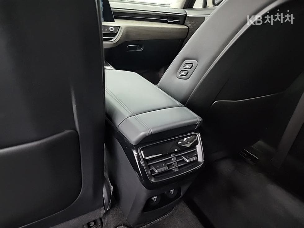 (360du7056)Kia K8 Hybrid 1.6 Turbo Noblesse Lite - 13