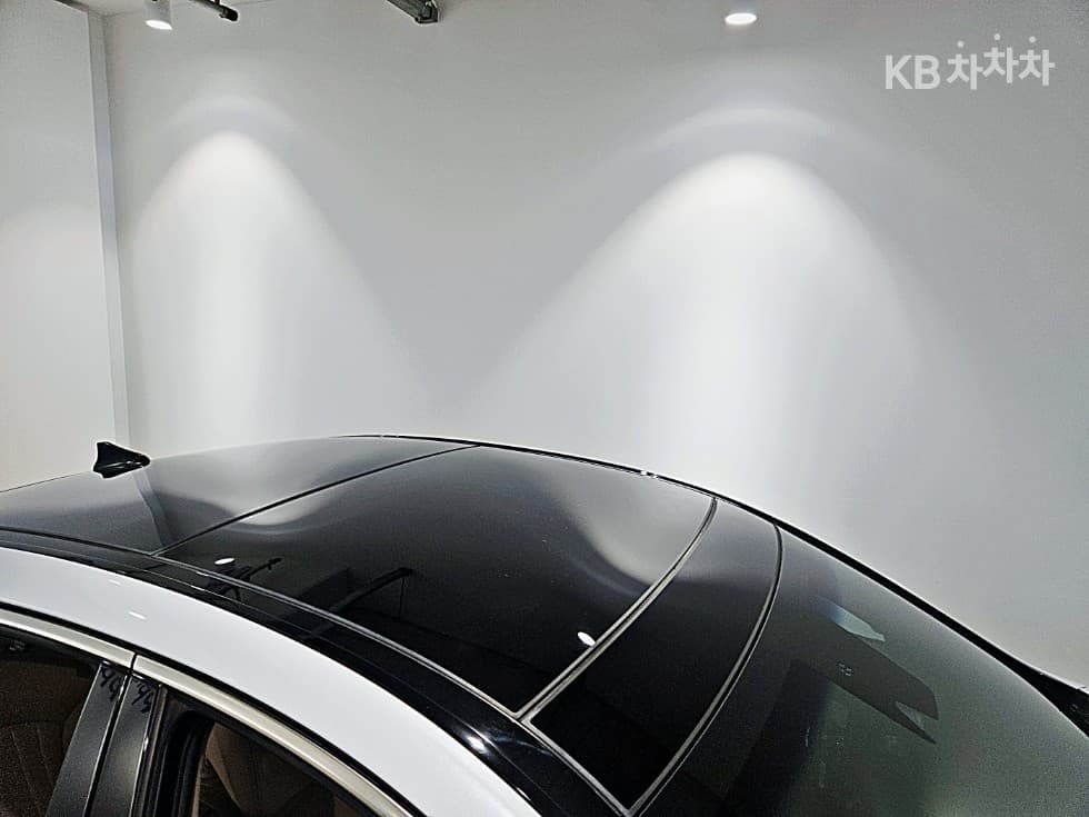 (48no2134)Hyundai Genesis DHG330 Premium AWD - 17