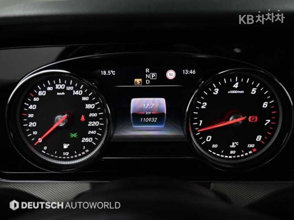 Mercedes-Benz E-Клас (W213)E200 Avantgarde - 8