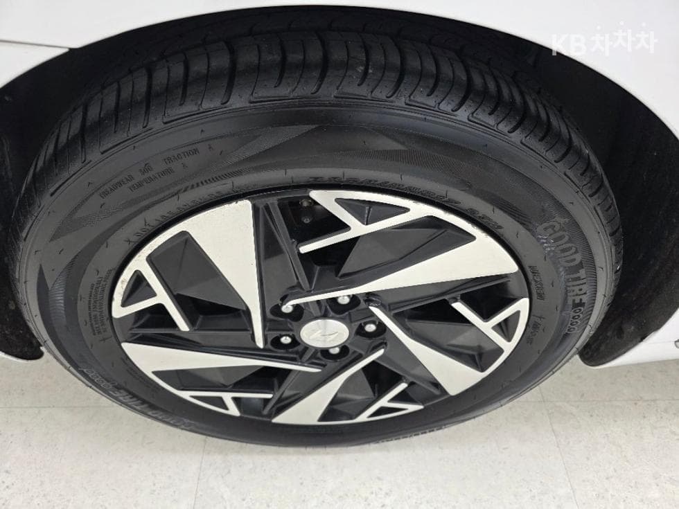 (140H9224)Hyundai The New Grandeur Hybrid 2.4 Premium - 9