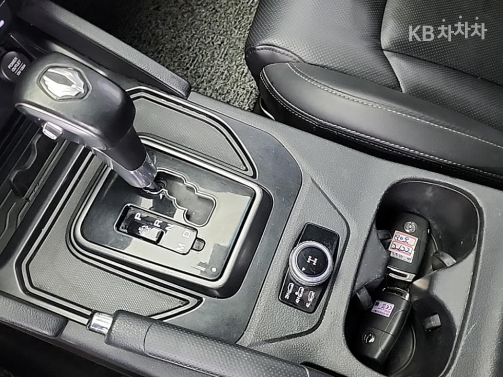 (90O2622)KG Mobility Rexton Sport 2.2 4WD Prestige - 8