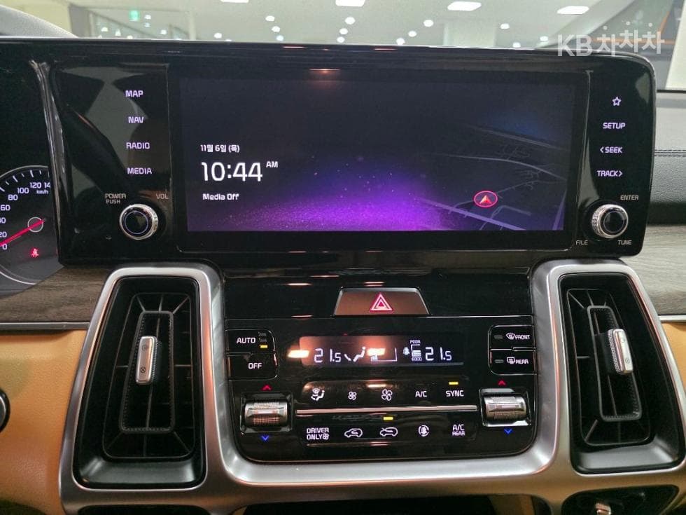 (149h4428)Kia Sorento 4th Generation Hybrid 1.6 HEV Prestige - 14