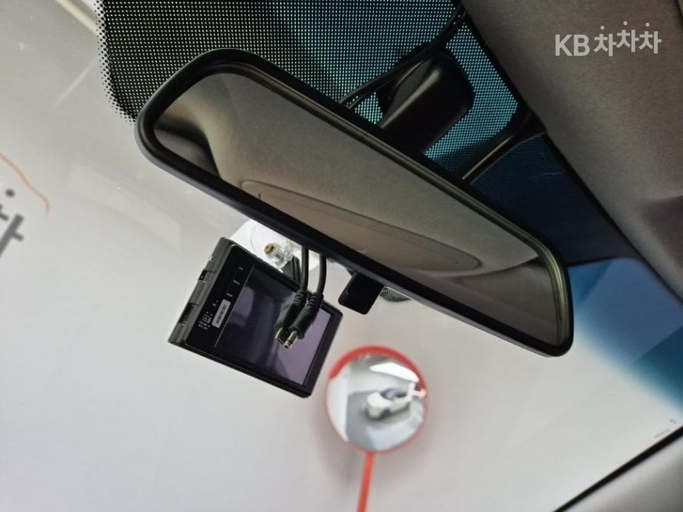 КейДжи Мобилити ТиволиДизел LX Стандартен - 16