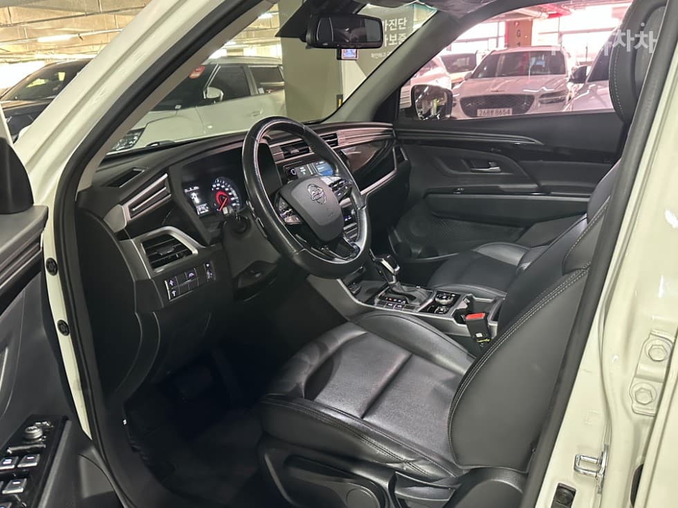 КейДжи Мобилити 뷰티플 코란도1.5 GDi Turbo 2WD C5 Plus - 6