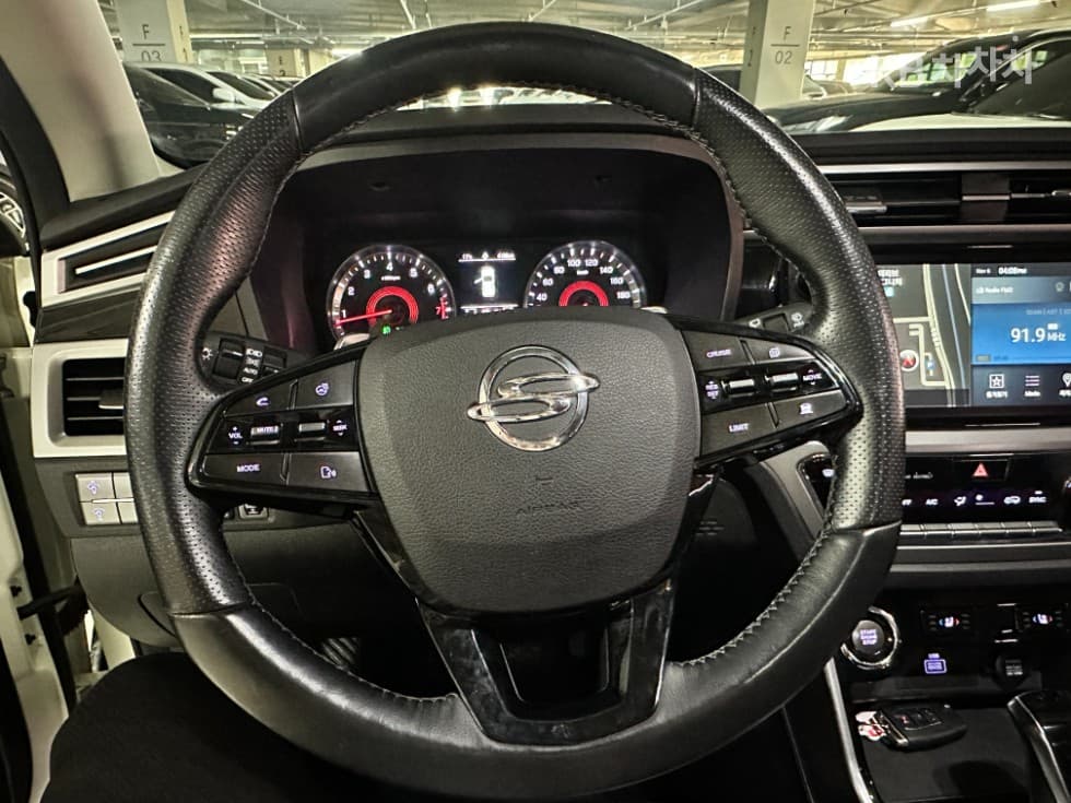 КейДжи Мобилити 뷰티플 코란도1.5 GDi Turbo 2WD C5 Plus - 9