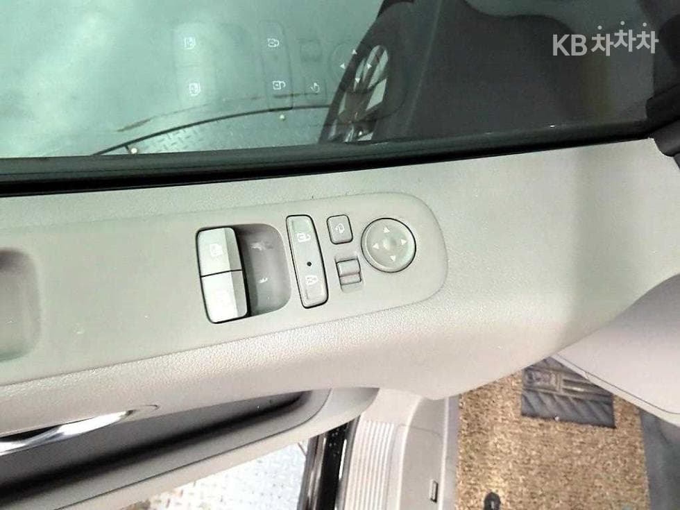 Hyundai Staria Lounge 캠퍼Camper 4 AWD Prestige - 11