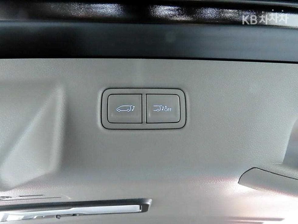 Hyundai Staria Lounge 캠퍼Camper 4 AWD Prestige - 18