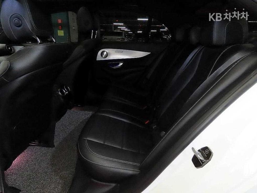 Mercedes-Benz E-Клас (W213)E250 Avantgarde - 7