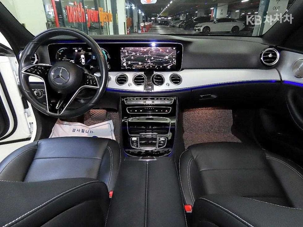 Mercedes-Benz E-Клас (W213)E250 Avantgarde - 10