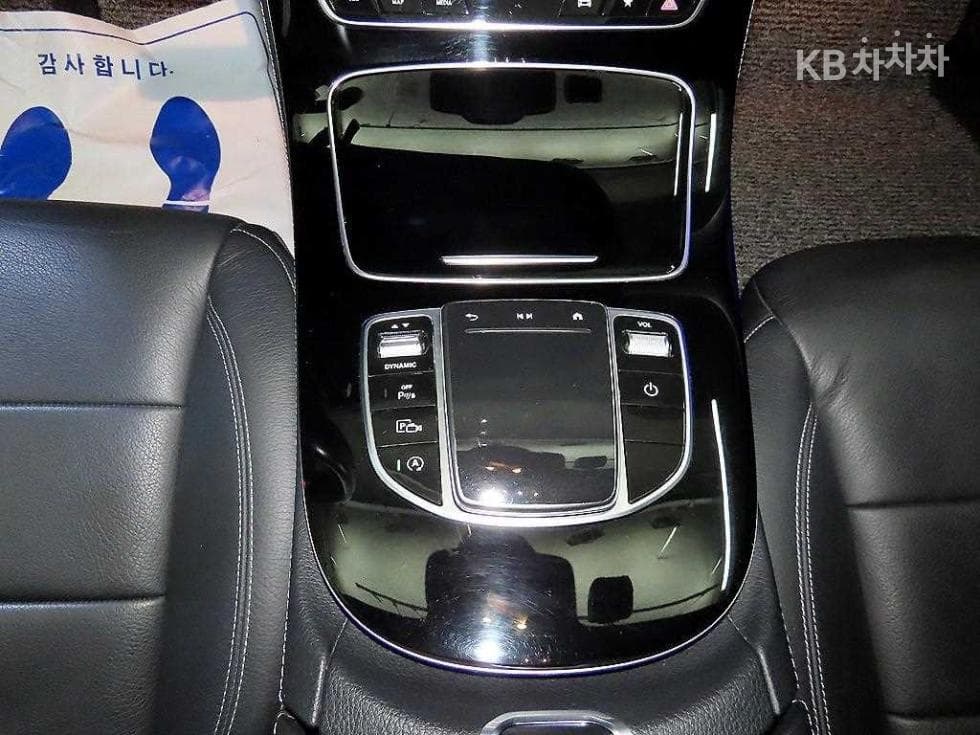 Mercedes-Benz E-Клас (W213)E250 Avantgarde - 12