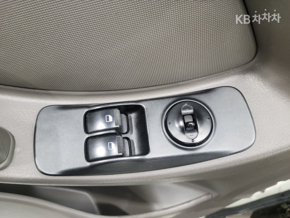 Хюндай Porter 2Удължено междуосие Super Cab CRDi SUP Висок клас - 17