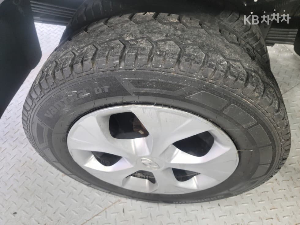 Хюндай Porter 2Удължено междуосие Super Cab CRDi SUP Висок клас - 21