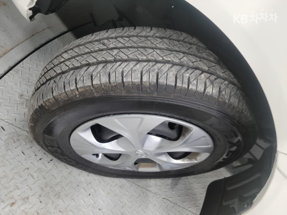 Хюндай Porter 2Удължено междуосие Super Cab CRDi SUP Висок клас - 19