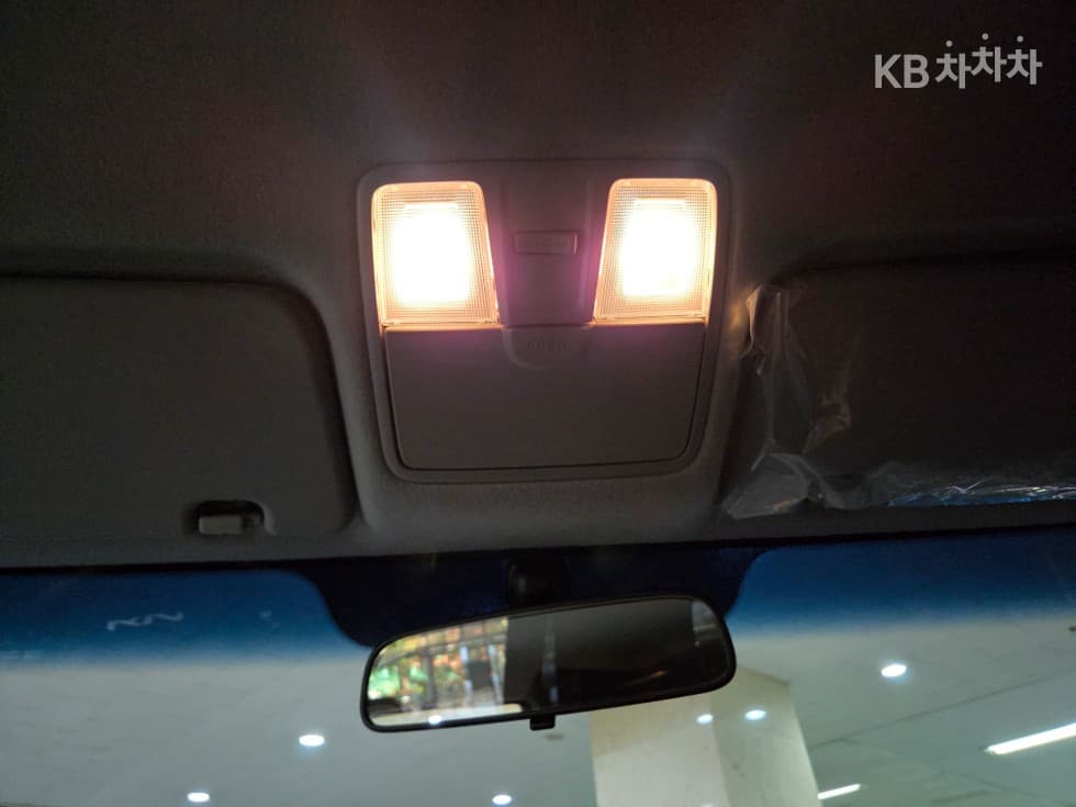 Киа The New (фейслифт) Бонго 3 (лек)1 тон Королевска кабина LPI Удължено междуосие 2WD GL - 15