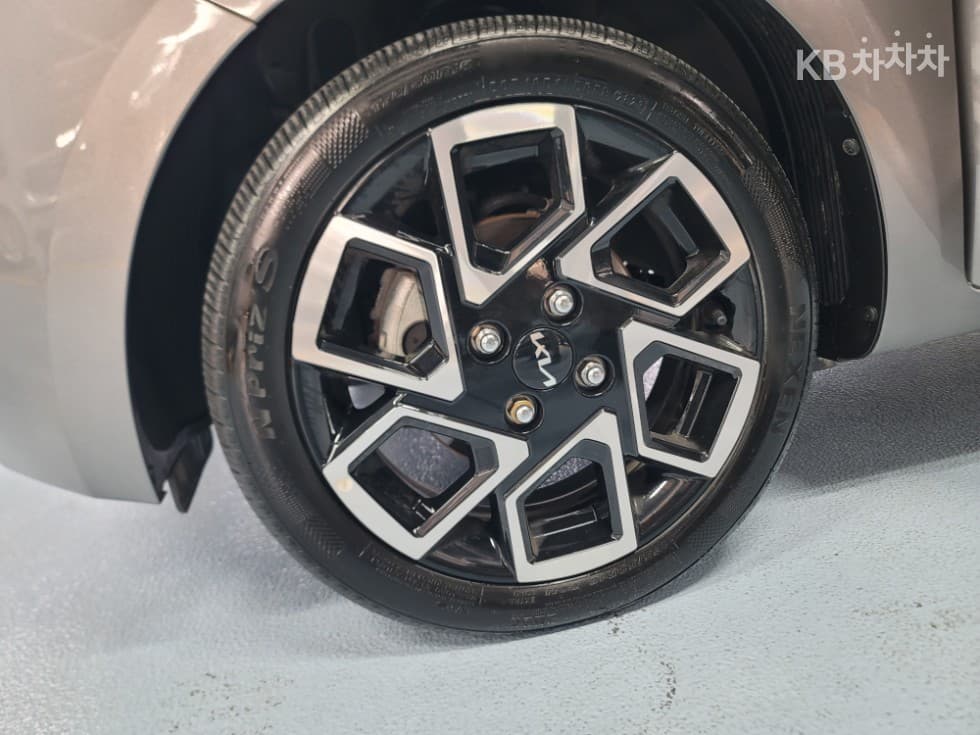 Киа The New (фейслифт) Киа Рей (ван)1.0 Бензин Престиж - 21