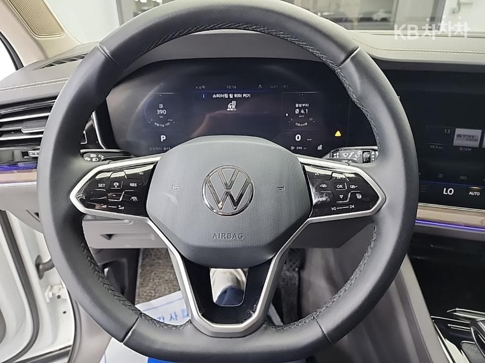 (2161541)Volkswagen Touareg 3.0 TDI Prestige - 9