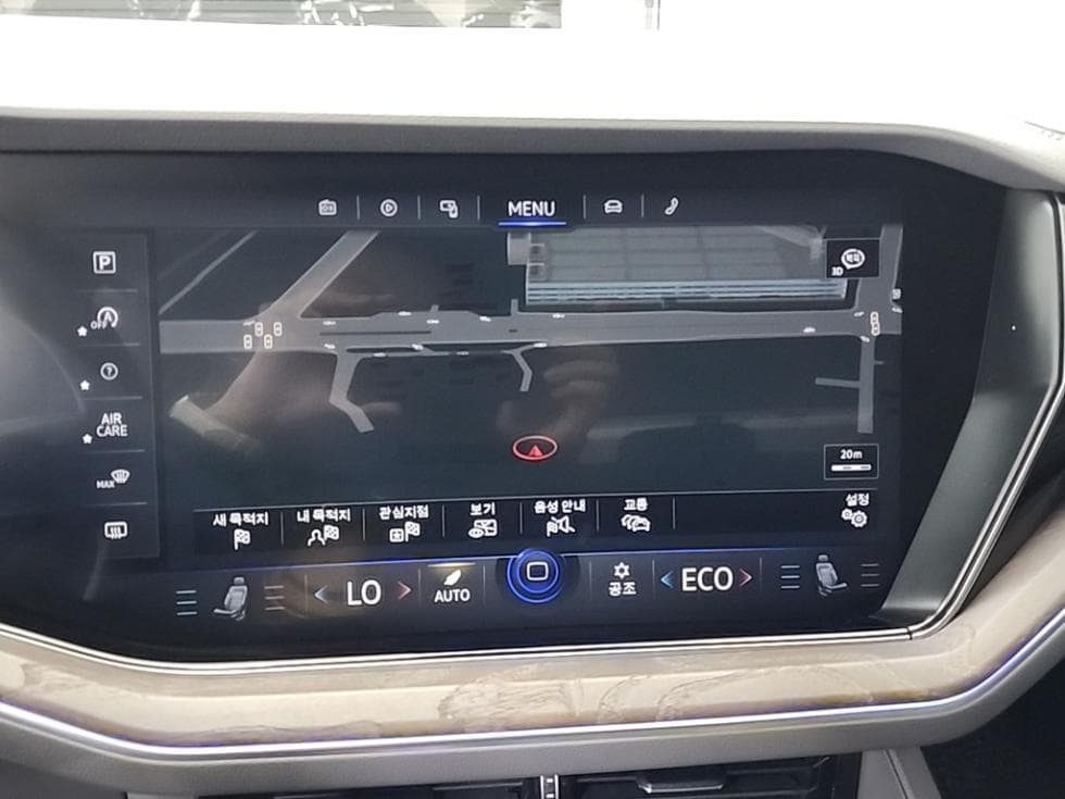 (2161541)Volkswagen Touareg 3.0 TDI Prestige - 15