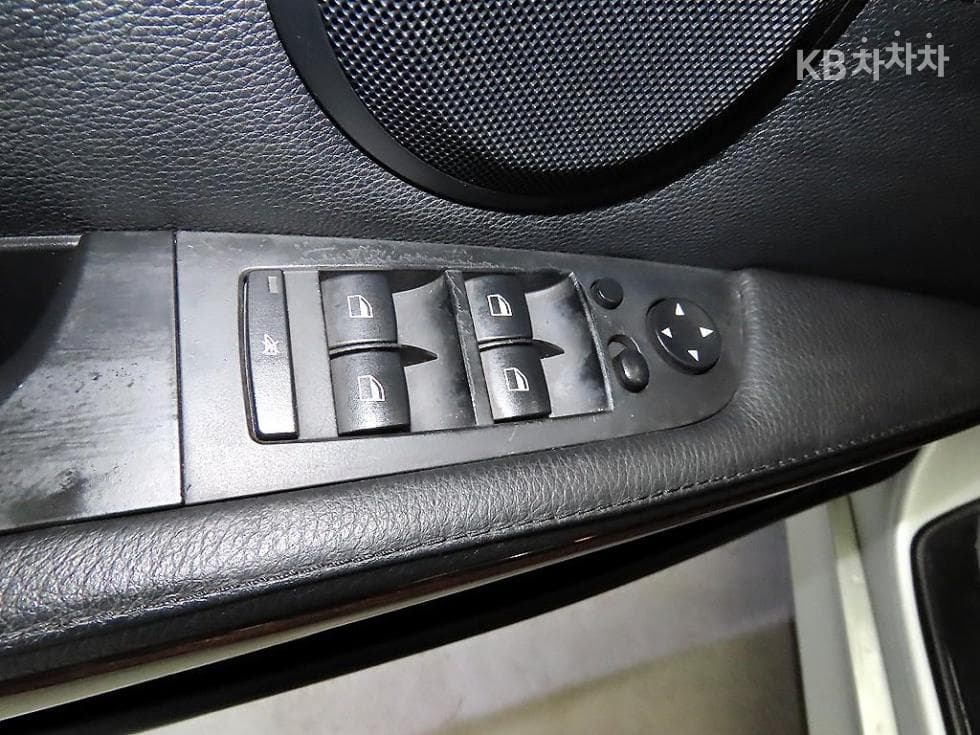 BMW Нов3 Серия320d E90 - 13