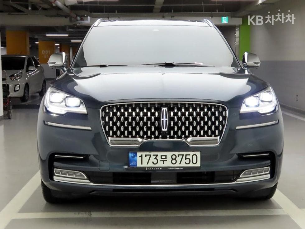 링컨 에비에이터 Второ поколение(U611) 3.0 V6 Black Label - Image 1