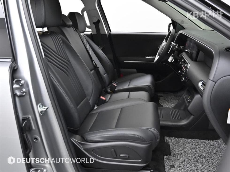 Хюндай Ди Всеново Palisade Хибрид2.5L бензин Турбо 4x4 9-местен Престиж - 10