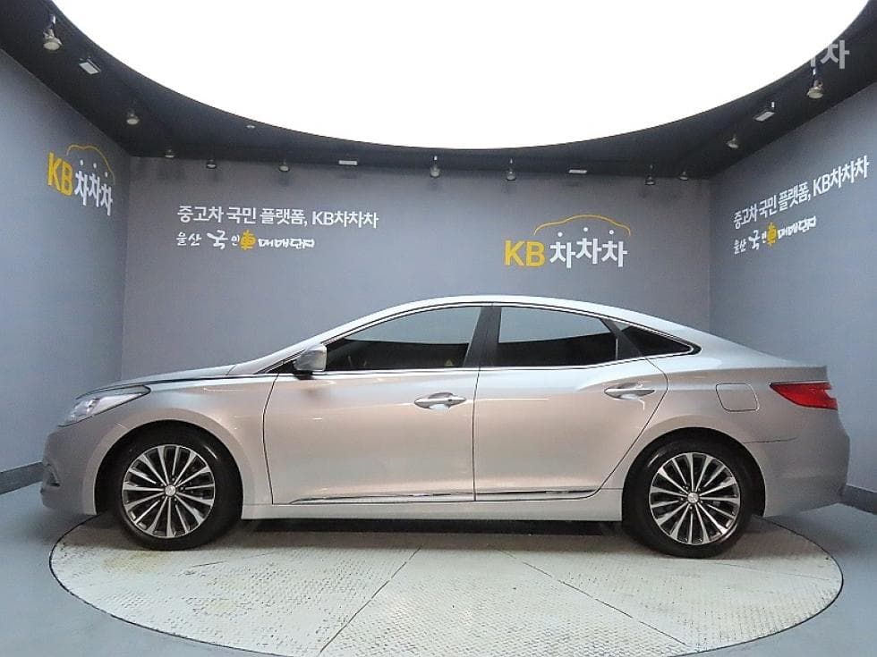 Hyundai Grandeur (Azera)HGHG240 Modern - 5