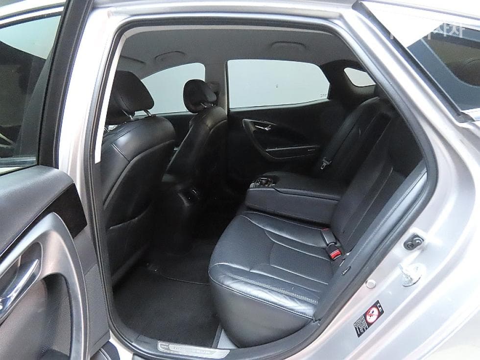 Hyundai Grandeur (Azera)HGHG240 Modern - 11
