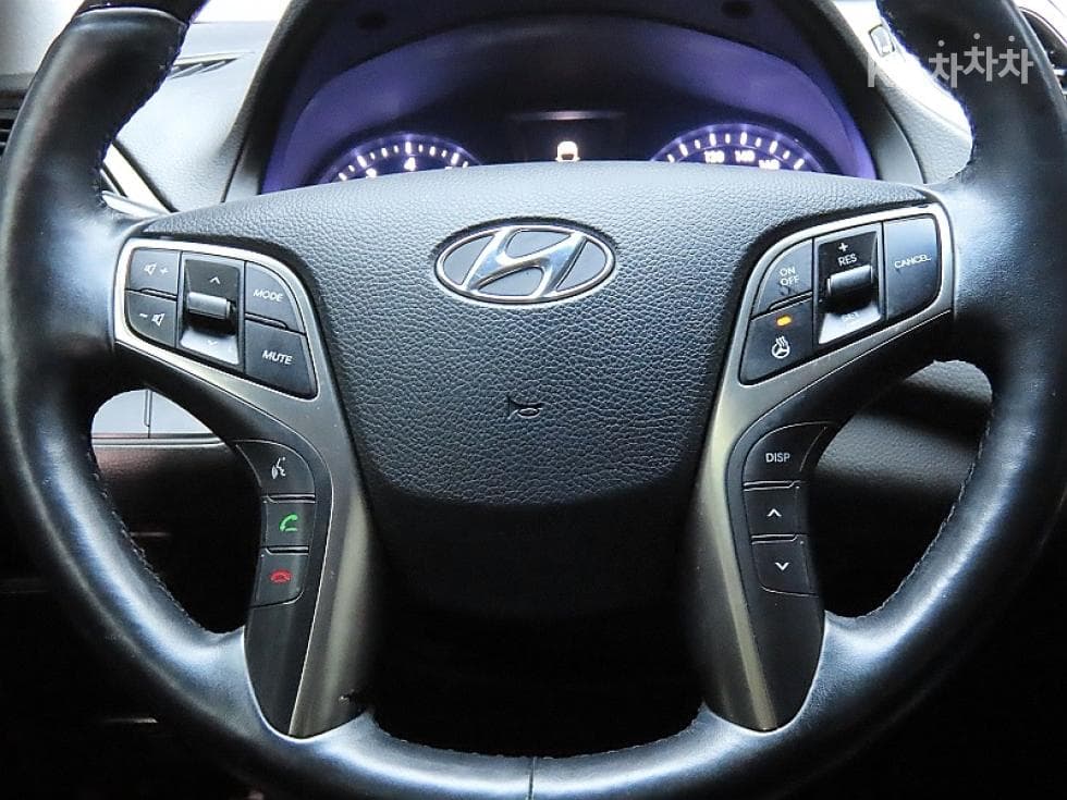 Hyundai Grandeur (Azera)HGHG240 Modern - 17