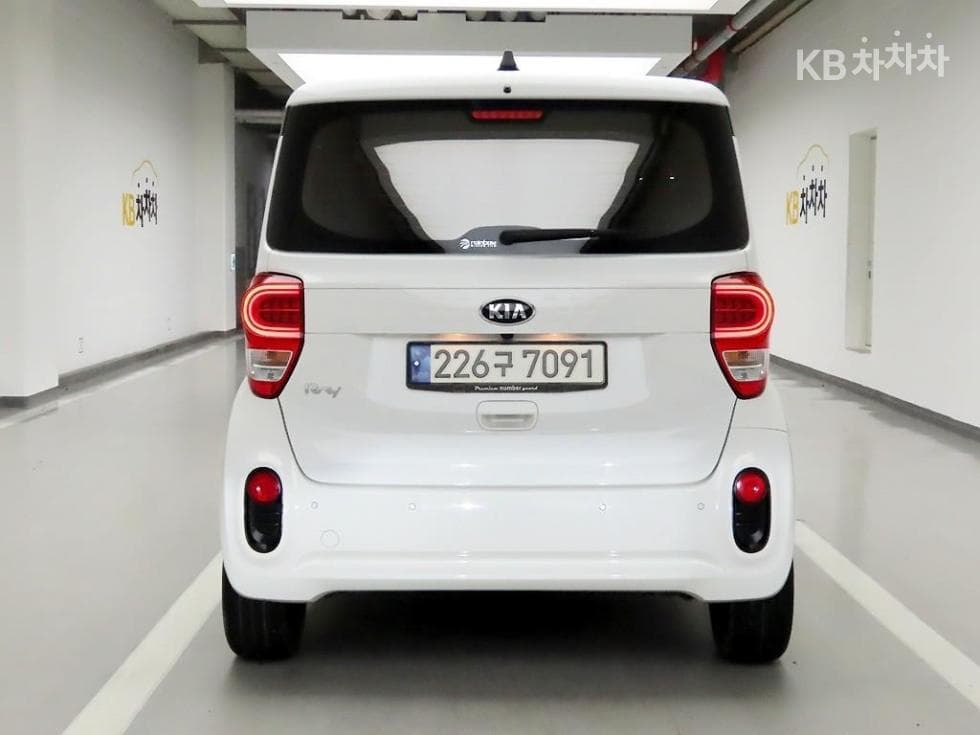 Kia The New (facelift) Ray (van)1.0 Gasoline Signature - 3