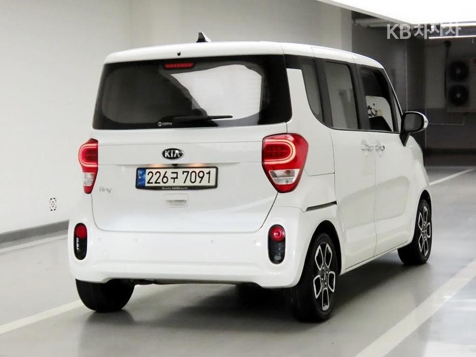 Kia The New (facelift) Ray (van)1.0 Gasoline Signature - 4