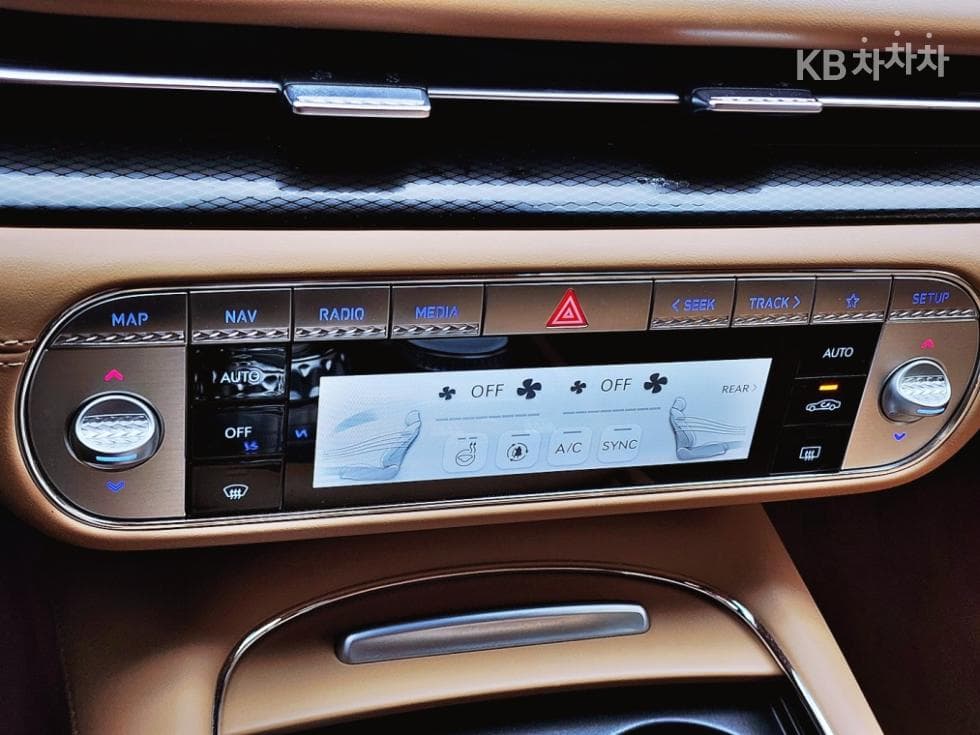 Genesis G90(RS4)3.5T Base - 13