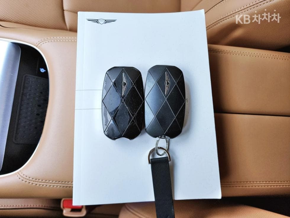 Genesis G90(RS4)3.5T Base - 22