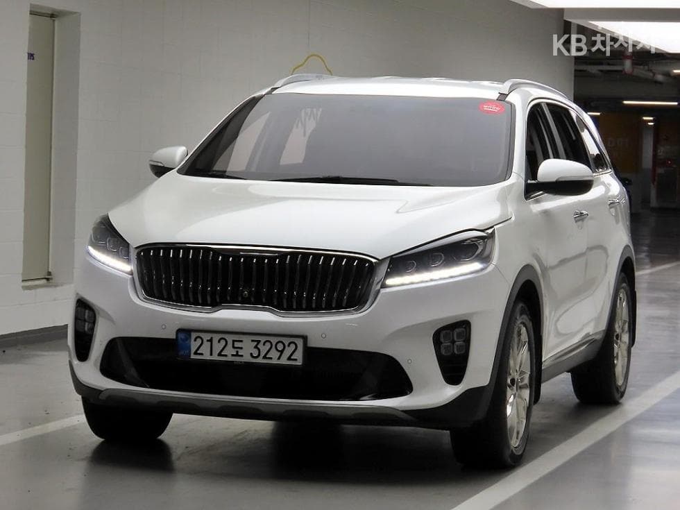 Киа The New (фейслифт) Sorento2.0 Дизел 2WD Noblesse - 2